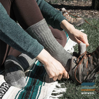 Merino Wool Hiking Socks for Men and Women – 3 Pairs Midweight Cushioned – Warm N Breathable
